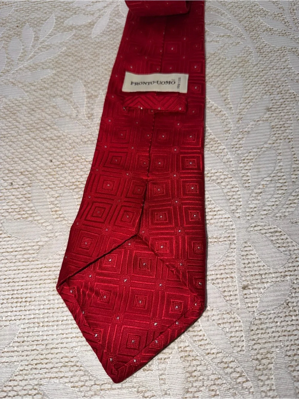 PRONTO- UOMO 100% Silk Vintage Men Neck Tie Vtg Old School Red